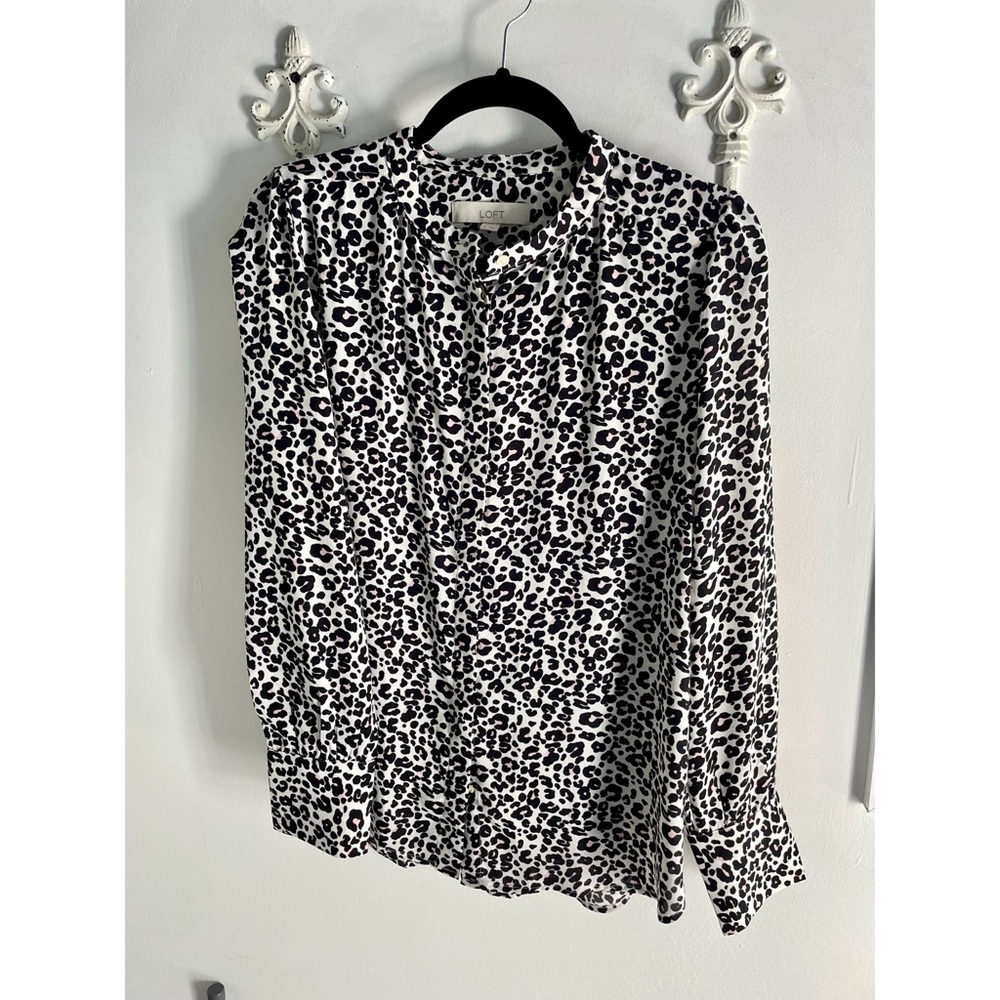 NEW YEAR SALE! LOFT black and white leopard button up
